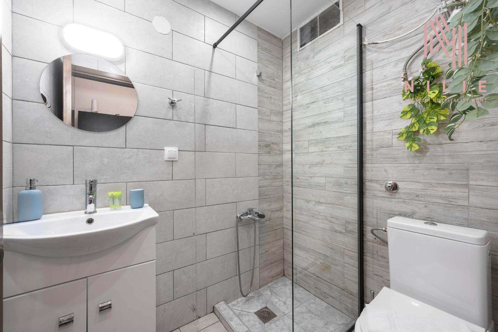 Iris Center Apartment Thessaloniki